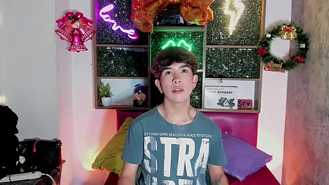 Angeldust19 online show from 12.05.25