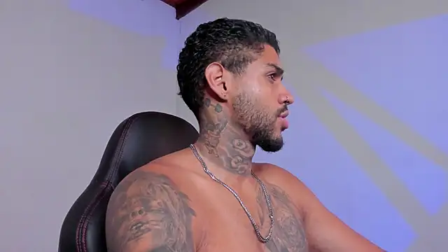 LuigiVitale 1 online show from 11.25.25