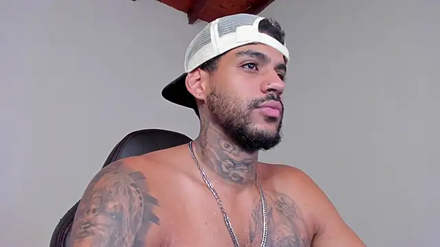 LuigiVitale 1 online show from 11.30.25