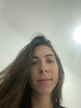 Snapshot of fer-nanda chatting on 04.26.26 fer-nanda online show from 04.26.26