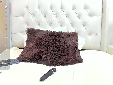 Snapshot of pocahontas_wi chatting on 12.13.25 pocahontas wi online show from 12.13.25