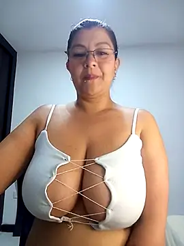 CelesteAlvarez1989 online show from 04.12.26