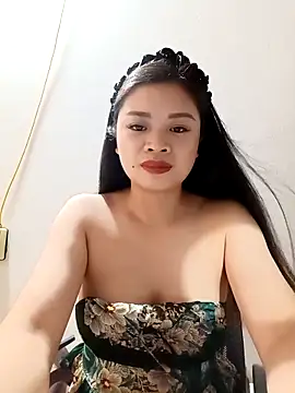 Snapshot of sara-xx chatting on 04.04.26 sara-xx online show from 04.04.26