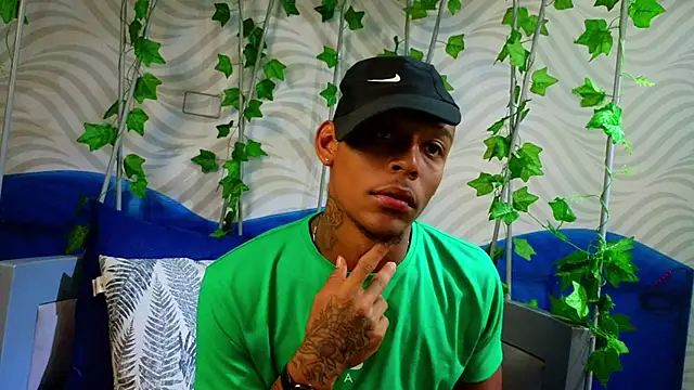 xander molina online show from 11.14.25