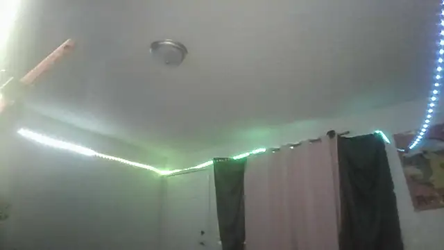 Snapshot of Mistresslucyxxx chatting on 02.07.26 Mistresslucyxxx online show from 02.07.26