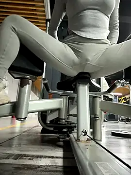 Snapshot of DDREBA chatting on 01.08.26 DDREBA online show from 01.08.26