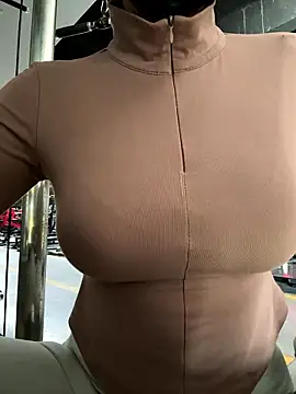 Snapshot of DDREBA chatting on 01.11.26 DDREBA online show from 01.11.26