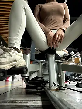 Snapshot of DDREBA chatting on 01.15.26 DDREBA online show from 01.15.26