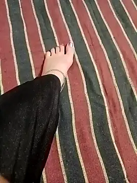 Snapshot of Aradhna_08 chatting on 11.16.25 Aradhna 08 online show from 11.16.25