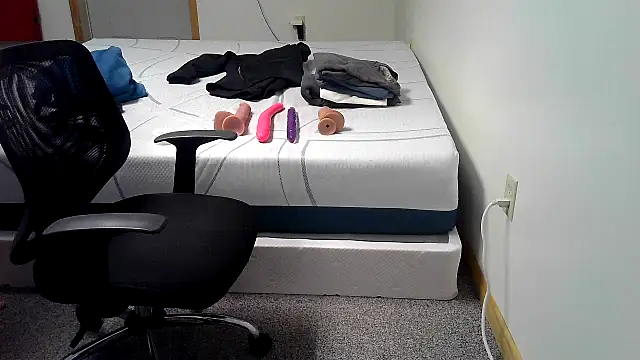 Snapshot of Redheadstud chatting on 03.01.26 Redheadstud online show from 03.01.26