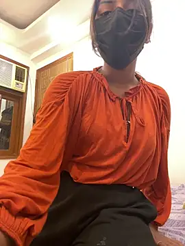 Snapshot of sexyayeshadesi chatting on 04.22.26 sexyayeshadesi online show from 04.22.26