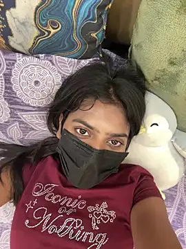 Snapshot of sexyayeshadesi chatting on 04.26.26 sexyayeshadesi online show from 04.26.26