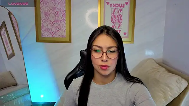 Maleja v  online show from 11.26.25