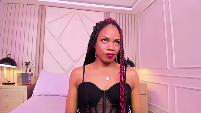 Snapshot of LailaDavidson chatting on 01.05.26 LailaDavidson online show from 01.05.26