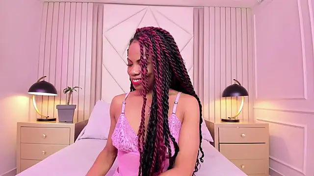 Snapshot of LailaDavidson chatting on 01.09.26 LailaDavidson online show from 01.09.26