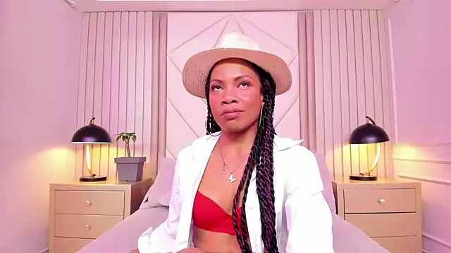 Snapshot of LailaDavidson chatting on 01.15.26 LailaDavidson online show from 01.15.26