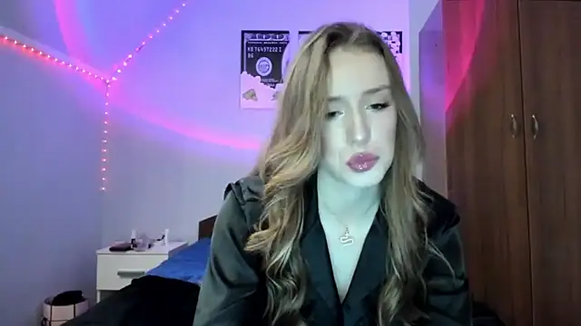 tinyglow online show from 12.19.25