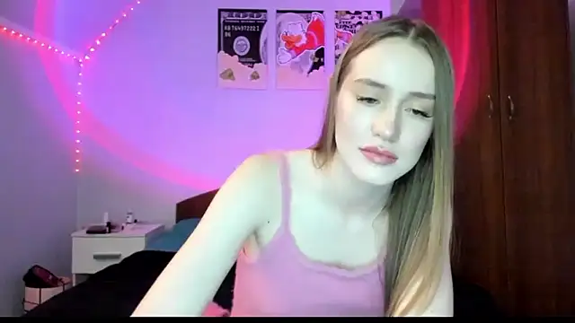 tinyglow online show from 02.03.26