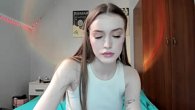 tinyglow online show from 02.20.26