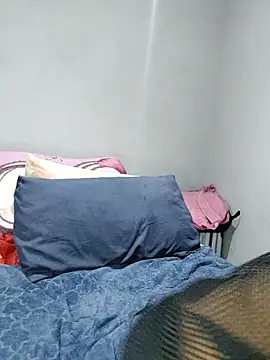 Naive618 online show from 11.18.25