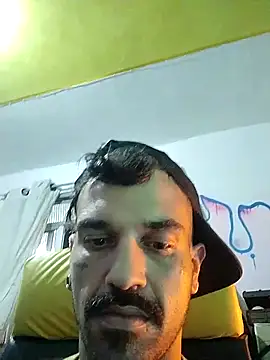 Snapshot of xxxbananaboy chatting on 11.21.25 xxxbananaboy online show from 11.21.25