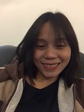 Trangbabylove online show from 12.21.25