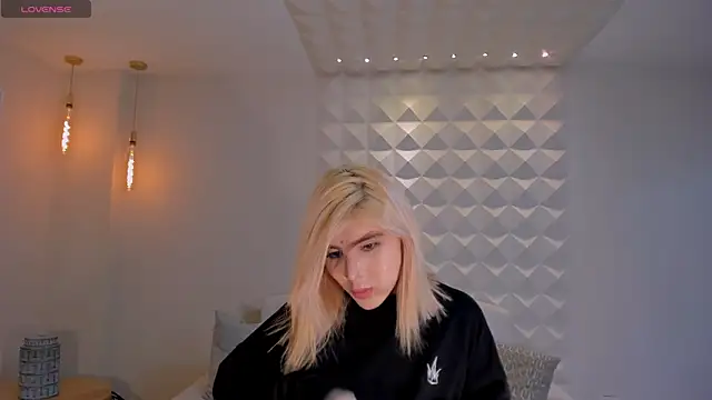 Snapshot of CarlaBrunni chatting on 01.10.26 CarlaBrunni online show from 01.10.26