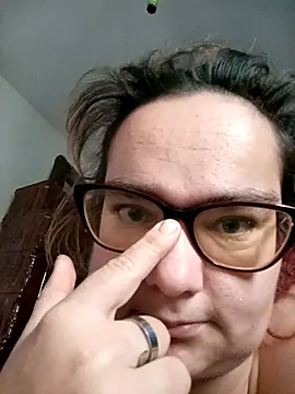 Snapshot of BabyGirlll1 chatting on 11.16.25 BabyGirlll1 online show from 11.16.25