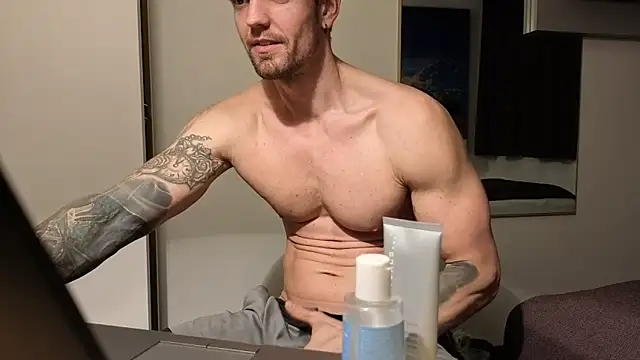 Mystery Mark online show from 12.02.25