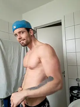 Snapshot of Mystery_Mark chatting on 02.08.26 Mystery Mark online show from 02.08.26