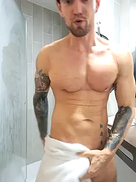 Snapshot of Mystery_Mark chatting on 02.11.26 Mystery Mark online show from 02.11.26