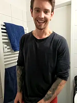 Snapshot of Mystery_Mark chatting on 02.21.26 Mystery Mark online show from 02.21.26