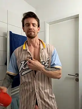 Snapshot of Mystery_Mark chatting on 03.02.26 Mystery Mark online show from 03.02.26