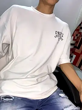 Andre 81q online show from 11.19.25