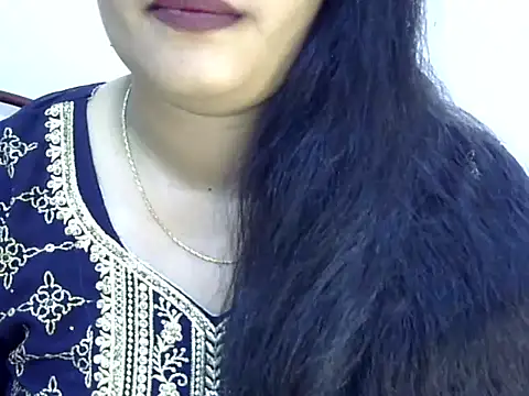 Snapshot of Muskan_Jha chatting on 05.18.26 Muskan Jha online show from 05.18.26