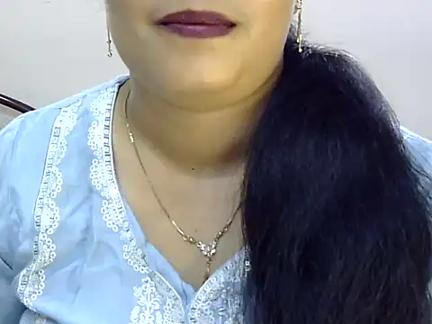 Snapshot of Muskan_Jha chatting on 06.25.26 Muskan Jha online show from 06.25.26