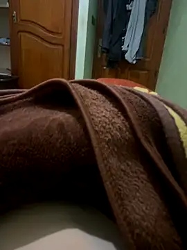 Snapshot of yassssst chatting on 12.16.25 yassssst online show from 12.16.25