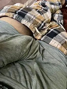 Snapshot of yassssst chatting on 04.13.26 yassssst online show from 04.13.26