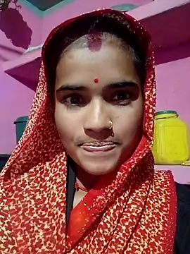 Snapshot of Pxrani chatting on 11.16.25 Pxrani online show from 11.16.25