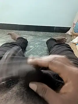 Snapshot of spermc chatting on 11.23.25 spermc online show from 11.23.25