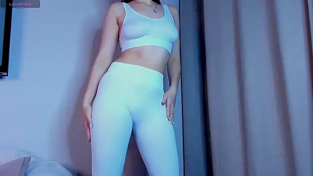 Snapshot of MarryMiles chatting on 11.16.25 MarryMiles online show from 11.16.25