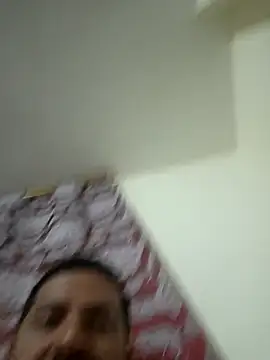 Snapshot of BuskedFester chatting on 12.02.25 BuskedFester online show from 12.02.25
