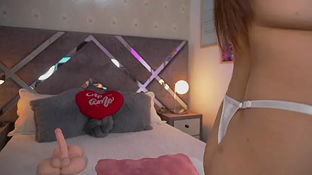 Snapshot of AlinnaJohnson chatting on 03.14.26 AlinnaJohnson online show from 03.14.26