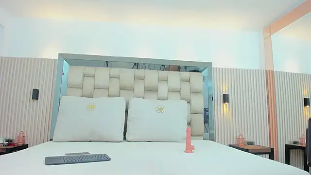 noah pariss online show from 01.08.26