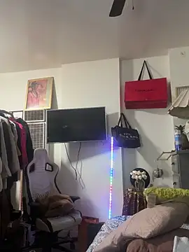 Motherbigbus online show from 04.17.26