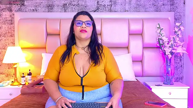 SelennaCooper online show from 02.28.26