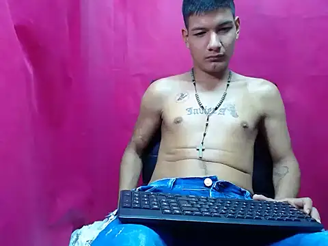 hot1090 online show from 11.17.25