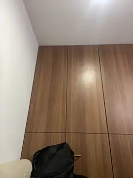 Boyfriend-Hot online show from 11.21.25