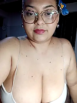Snapshot of Anna_Lucia88 chatting on 07.13.26 Anna Lucia88 online show from 07.13.26