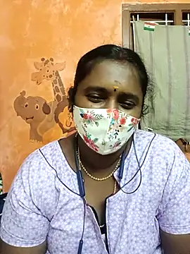 Snapshot of Tamil_Ranjini chatting on 12.19.25 Tamil Ranjini online show from 12.19.25